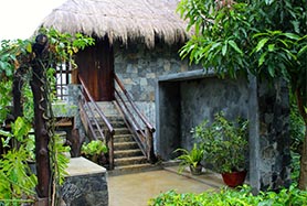 Honeymoon Hotels In Sri Lanka Rooms At 98 Acres Resort Ella Greenland Suite